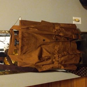 Brown capri set size 16